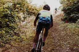 Reis met een ESTA eenvoudiger en goedkoper naar fietsstad Fayetteville, Amerika