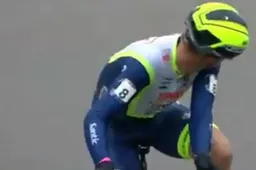 Hermans op podium Tábor ondanks lekke band: 'Van der Haar had opnieuw vleugels'