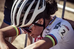 Alvarado komt naast het podium terecht op WK: 'Merkte na twee rondes al dat het niet zo lukken'