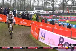 Indrukwekkende Brand wint Wereldbeker Dendermonde; Honsinger verpest Nederlands podium