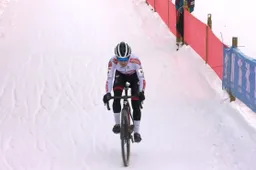 Iserbyt vierde in sneeuwcross 'Ze mogen hier een dubbel weekend van maken'