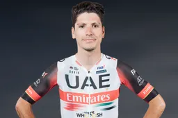 UAE met Almeida in Catalonië, Hirschi maakt rentree in Italiaanse wedstrijden