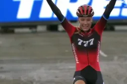 Annemarie Worst verslaat andere Nederlandse dames in Parkcross Maldegem