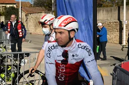 Corona blijft toeslaan: Coquard en Impey moeten ronde missen, Jungels komt goed weg