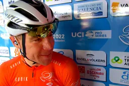 Jakobsen is Evenepoel dankbaar na nieuwe zege: 'Hij is als een klein broertje voor mij'