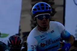 Groenewegen pakt z'n eerste en zegeviert in massasprint na waaierspektakel in Saudi Tour