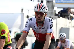 Jesús Herrada klopt ploegmaat Lafay op lastige slotklim in Classic Grand Besançon Doubs