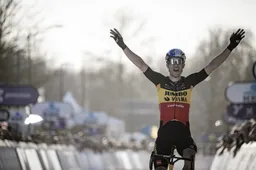 Bet365 sorteert voor op battle tussen Van Aert en Pogacar, Pedersen outsider voor Milaan-Sanremo