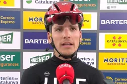 Almeida geeft visitekaartje af richting de Giro: 'Heb begin dit seizoen niet veel geluk gehad'