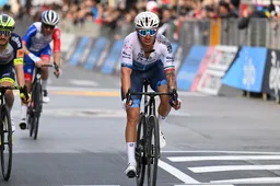 Nizzolo moet Brugge-De Panne laten schieten door breuk in linkerpols