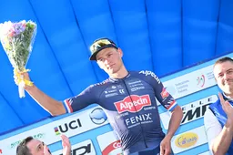 Adrie van der Poel adviseerde 'voorzichtige' Mathieu: 'Hij moet pakken wat hij kan pakken'