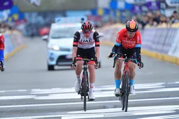 Pogacar na 'hectisch' en 'chaotisch' debuut in Vlaanderen: 'Het was heel zwaar'