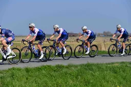 Deelnemers E3 Saxo Bank Classic 2022 | Quick Step met man minder door zieke Honoré
