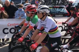 Organisatie legt Trofeo Binda korte tijd stil na auto-ongeluk op het parcours