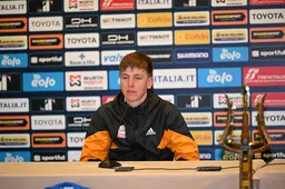 Pogacar en Evenepoel treffen elkaar voor het eerst in etapperace: 'Het zal niet gemakkelijk worden'