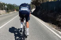 Van Elzakker zag Van der Poel van dichtbij aan het werk: 'Als hij start, zal het met ambitie zijn'