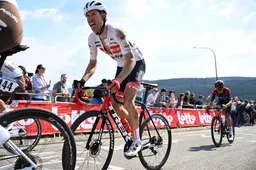 Interview | Mollema na harde val in Luik toch in Giro: 'Klassement Ciccone kan ook mijn race veranderen'