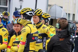 'Jumbo-Visma troeft INEOS ook af op transfermarkt; 20-jarige Brit Gloag kiest voor Nederlandse ploeg'