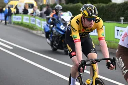Van Hooydonck rolt de rode loper uit voor Benoot in Kuurne: 'Gun het hem enorm'