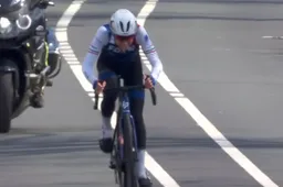 Van Vleuten en Vollering grijpen naast zege Amstel Gold Race, winst voor Cavalli