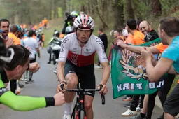 Victor Lafay haakt met 'luchtkussen-benen' aan bij Pogacar en Vingegaard: 'Ben echt teleurgesteld'