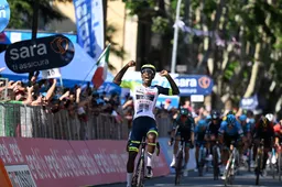 Biniam Girmay hoopt op Tour en Ronde van Vlaanderen: 'Het zou een droom zijn die uitkomt'
