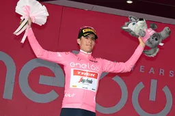 López zag sprintende Carapaz drie seconden inlopen: 'Had geen andere optie'