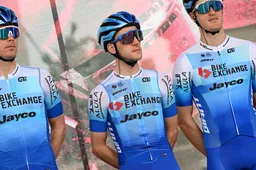 Yates dankt materiaalsponsoren na zege en is vol lof over Van der Poel: 'Verrast dat ik hem klopte'