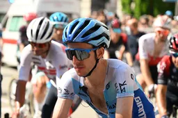 Simon Yates tevreden met zesde plek: 'Beste uitslag in een klassieker in lange tijd'