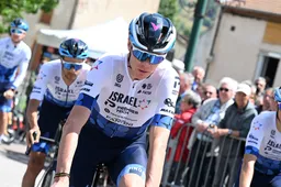 Froome jaagt op ritzege in Tour de France: 'Voel me voor het eerst in drie jaar pijnvrij'