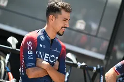 Martínez kan nu wel juichen en bekroont slimme race in Sabatini: 'Een speciale koers voor mij'