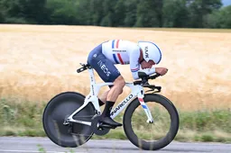 Hayter rekent hardop na vierde plaats mét fietswissel: 'Had in potentie mee kunnen doen om zege'