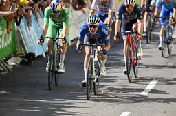 Philipsen wil Van Aert partij gaan bieden voor groen in Tour de France: 'Ik wil er graag voor gaan'