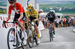 Ook voor Marianne Vos wordt het steeds moeilijker en hectischer: 'Soms denk ik, we zijn echt gek geworden'