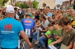 Wuyts hoopt dat Belgisch crosspubliek Van der Poel niet met hotel-incident om de oren slaat