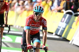 Gilbert spreekt van 'rampscenario' na val Lotto Soudal: 'Duwde zo hard dat mijn stuur boog'