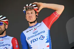 Küng neemt leiderstrui over van veelvraat Sarreau in Tour de Poitou-Charentes