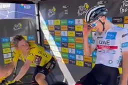 🎥 Vingegaard vertelt Pogacar dat hij hard reed, Pogi feliciteert goede vriend Matthews met ritzege