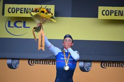 Lampaert dankt regenbanden voor overwinning: 'Ik voelde mij Max Verstappen vandaag'