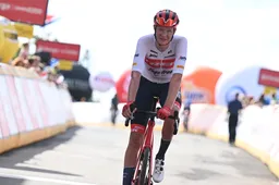 Enorme domper voor Daan Hoole: Nederlander moet Vuelta verlaten na positieve coronatest