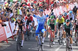 Groves biedt BikeExchange met sprintzege doekje voor het bloeden na wandeletappe Vuelta