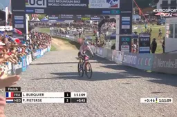 Pieterse rijdt naar zilveren medaille op WK mountainbiken Cross Country bij beloften