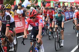 Evenepoel denkt niet aan uitbouwen voorsprong: 'Maar een kans laat ik niet liggen'