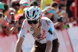 O'Connor klampt zich vast aan Tour 2021: 'Wil voor top vijf gaan, dat is op dit moment mijn plek'