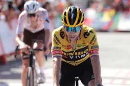 Roglic zet punt achter seizoen na valpartij in Vuelta; geen Ronde van Lombardije voor Sloveen