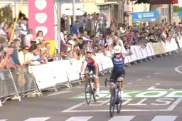 Brown zegeviert in slopende etappe Ceratizit Challenge, Van Vleuten blijft leider