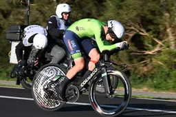 Pogacar strandt op zesde plaats op WK tijdrijden: 'Kan in alles nog verbeteren'