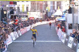 IJzersterke Laporte soleert naar bekroning van topseizoen in Binche-Chimay-Binche