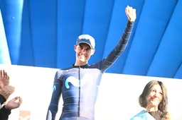 Enric Mas verslaat Pogacar in Emilia: 'Geeft mij geweldig veel voldoening'