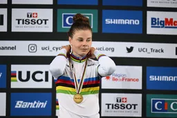 Kopecky pakt regenboogtrui op WK baan: ''Maakt wat goed na het zilver van het WK op de weg in Australië'